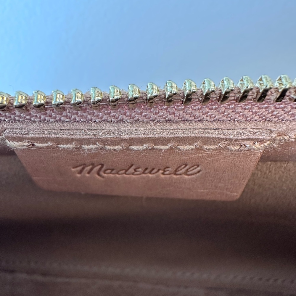 Madewell The Sculptural-Buckle Shoulder Bag in Amber Brown - Picture 6 of 7